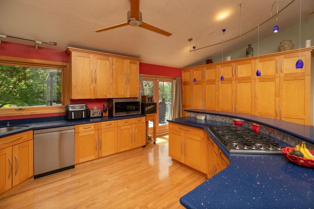 175 6th Lane NE, Oronoco, MN 55960