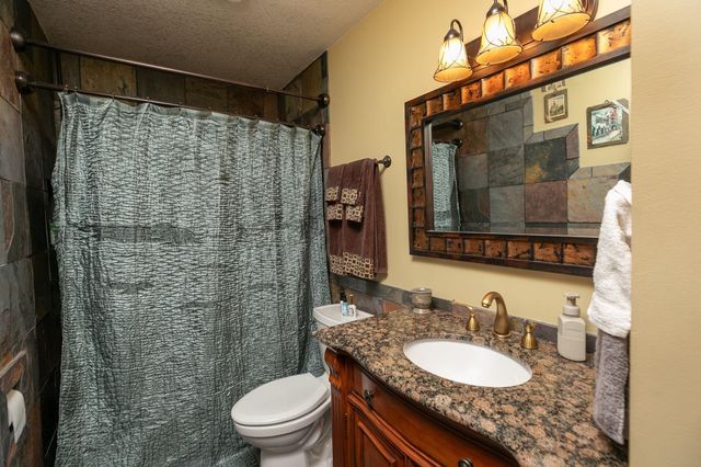 175 6th Lane NE, Oronoco, MN 55960