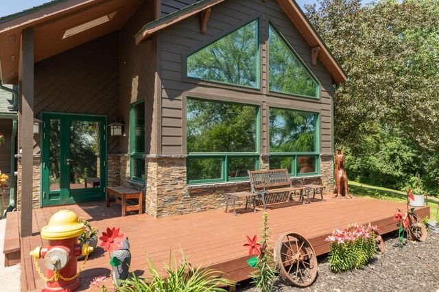 175 6th Lane NE, Oronoco, MN 55960
