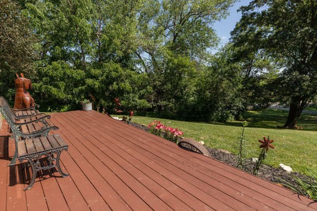175 6th Lane NE, Oronoco, MN 55960