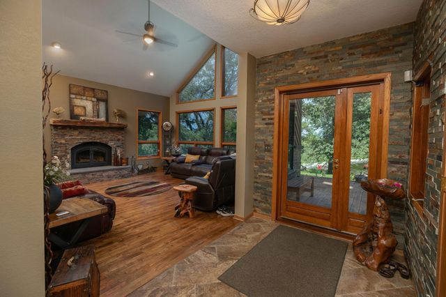 175 6th Lane NE, Oronoco, MN 55960