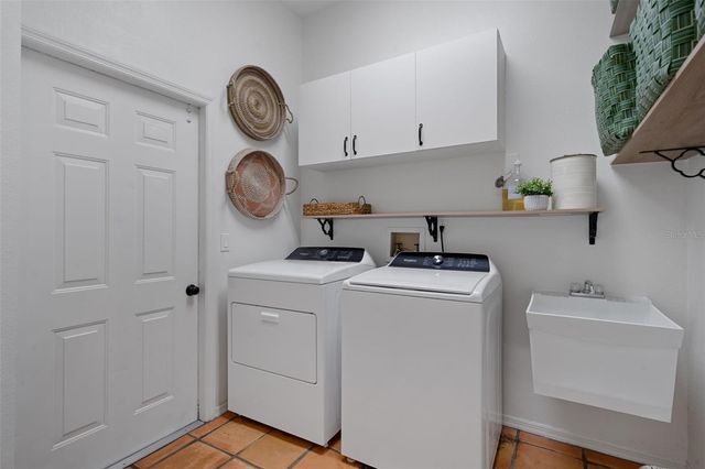 7127 AUBURN LANE, New Port Richey, FL 34654