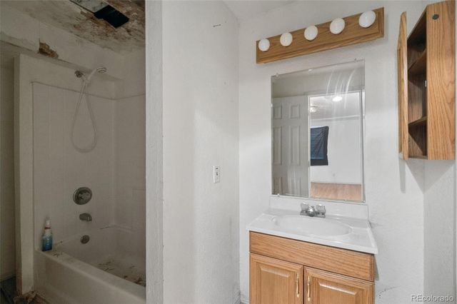 8788 Snowbird Way, Parker, CO 80134