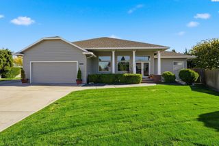 2802 W 38th Ct, Kennewick, WA 99338