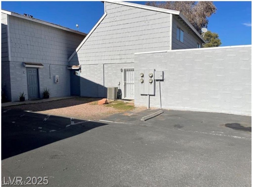 5187 Greene Lane C, Las Vegas, NV 89119