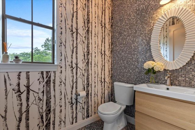 2206 W 11th ST, Austin, TX 78703