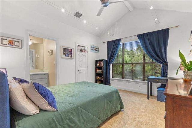 2206 W 11th ST, Austin, TX 78703