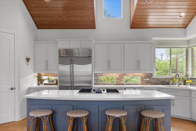 2206 W 11th ST, Austin, TX 78703