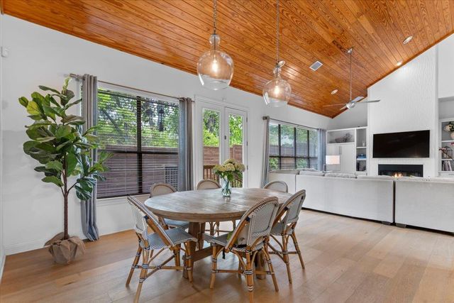 2206 W 11th ST, Austin, TX 78703