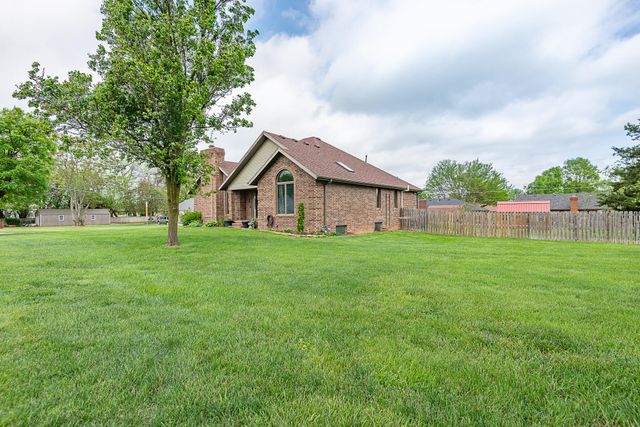 311 Northview Road, Nixa, MO 65714
