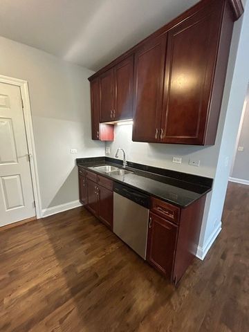 2906 N Kolmar Avenue 2, Chicago, IL 60641
