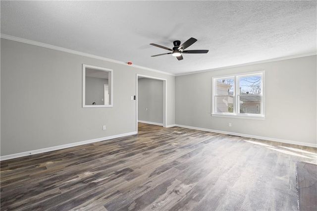 6810 Fairlane Drive, Kansas City, MO 64134