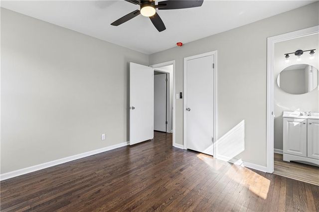 6810 Fairlane Drive, Kansas City, MO 64134