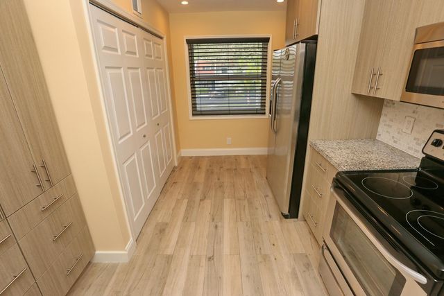 6550 S Oriole Boulevard 2050, Delray Beach, FL 33446