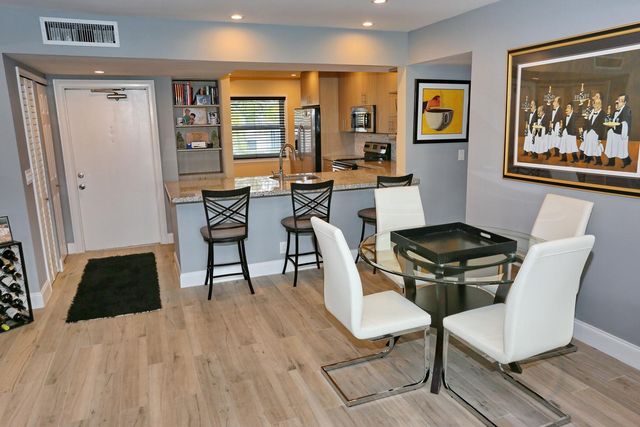 6550 S Oriole Boulevard 2050, Delray Beach, FL 33446