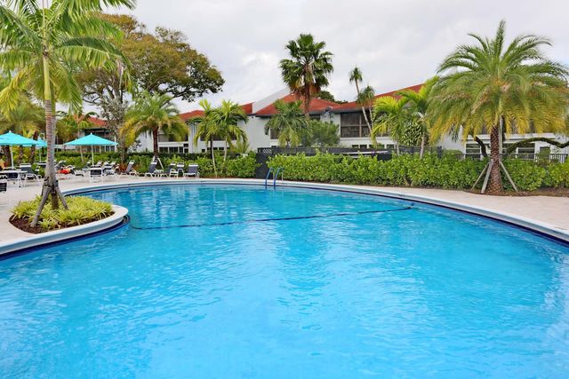 6550 S Oriole Boulevard 2050, Delray Beach, FL 33446