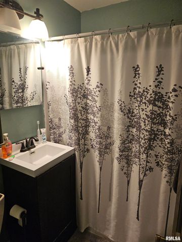 1612 KOCH Street, Pekin, IL 61554