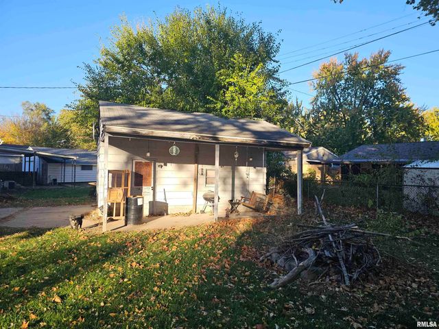 1612 KOCH Street, Pekin, IL 61554