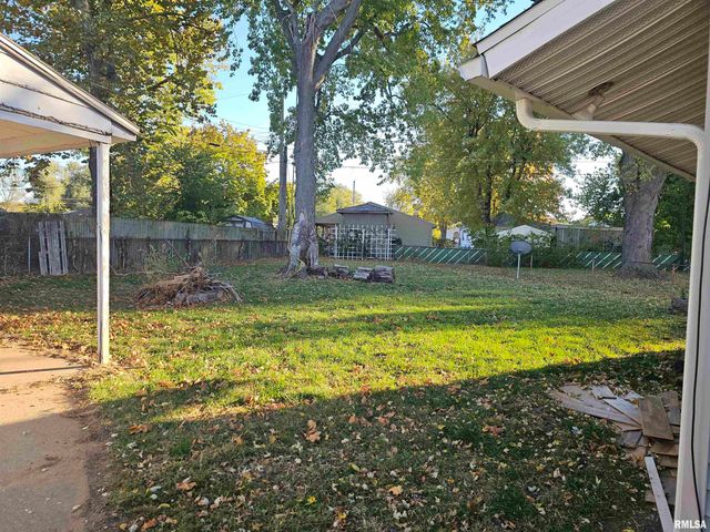 1612 KOCH Street, Pekin, IL 61554