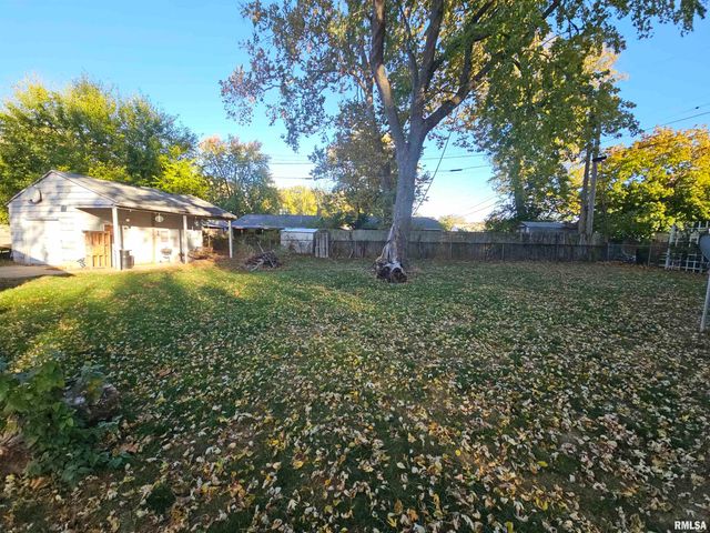 1612 KOCH Street, Pekin, IL 61554