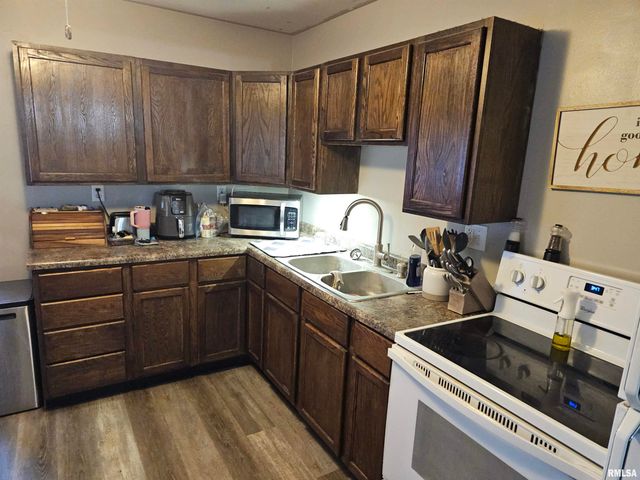 1612 KOCH Street, Pekin, IL 61554