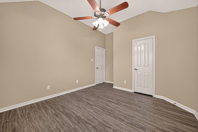 4903 Summer Ridge Drive, Conroe, TX 77303