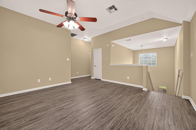 4903 Summer Ridge Drive, Conroe, TX 77303