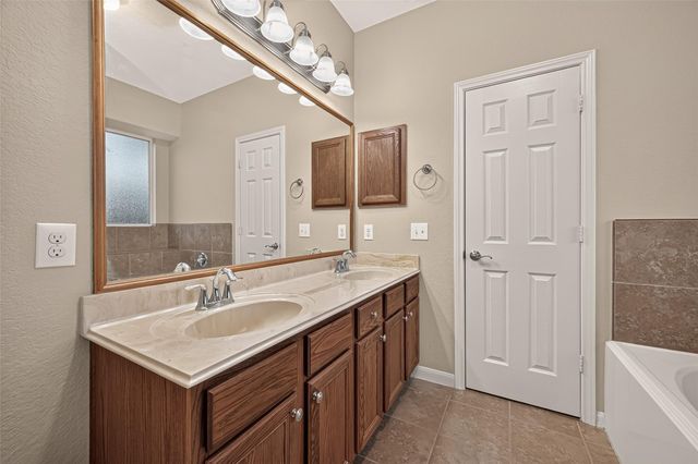 4903 Summer Ridge Drive, Conroe, TX 77303