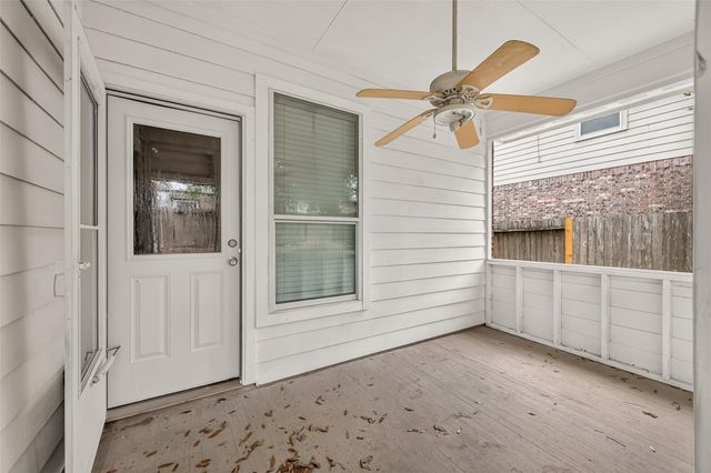 4903 Summer Ridge Drive, Conroe, TX 77303