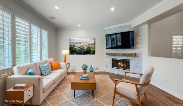 3033 Rancho La Presa, Carlsbad, CA 92009