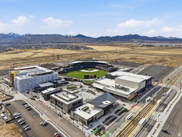 4694 W FIRMONT DR, South Jordan, UT 84009