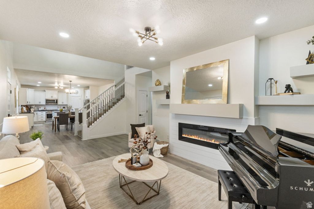 4694 W FIRMONT DR, South Jordan, UT 84009