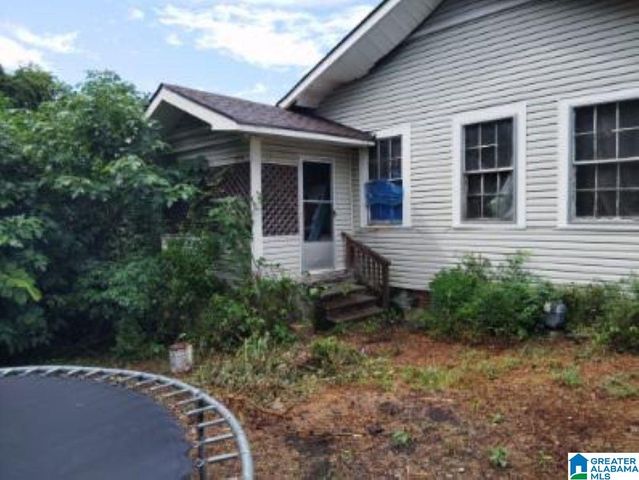 439 LAKESHORE CIRCLE, Adamsville, AL 35005