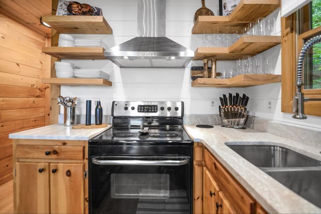 90 Picklesimer Mountain Trail, Morganton, GA 30560