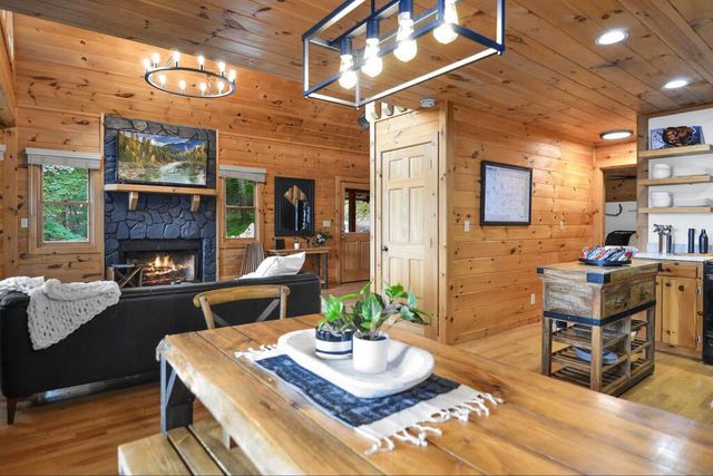 90 Picklesimer Mountain Trail, Morganton, GA 30560