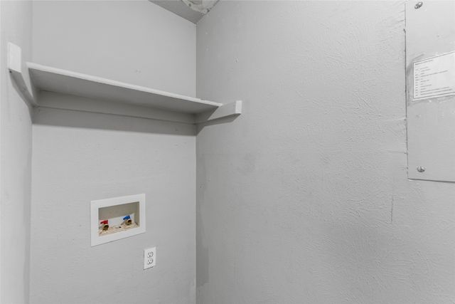 9801 Royal Lane 104, Dallas, TX 75231