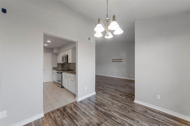 9801 Royal Lane 104, Dallas, TX 75231