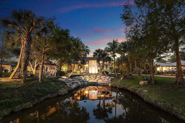 6002 NW 74th Terrace, Parkland, FL 33067