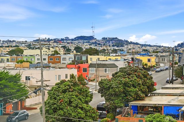 3535 Wawona Street 415, San Francisco, CA 94116