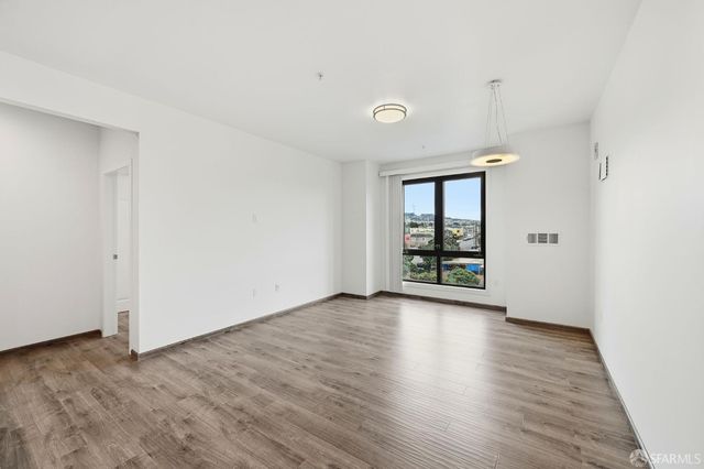 3535 Wawona Street 415, San Francisco, CA 94116