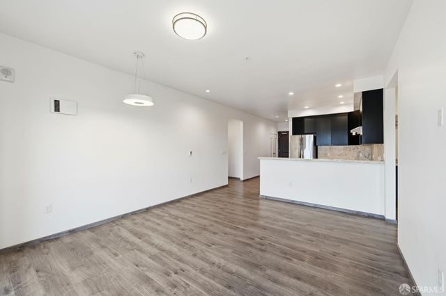 3535 Wawona Street 415, San Francisco, CA 94116