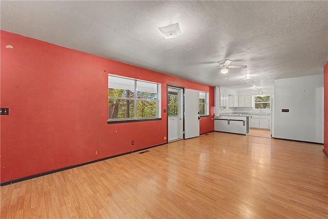 2533 County Road 102, Eureka Springs, AR 72632