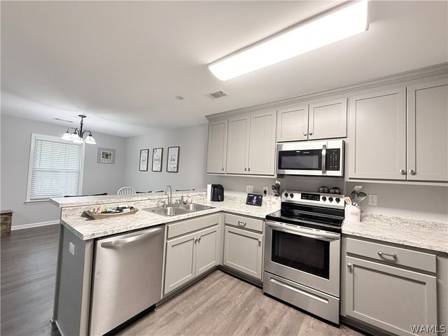 15725 April Lane, Brookwood, AL 35444