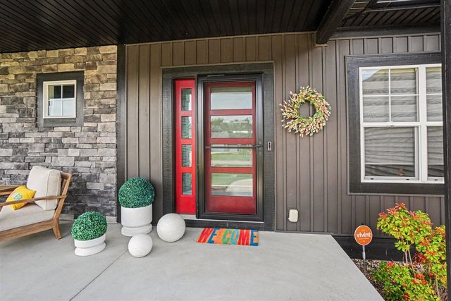 9351 Shoreway Drive, West Olive, MI 49460