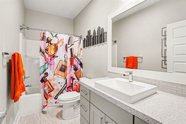 9351 Shoreway Drive, West Olive, MI 49460