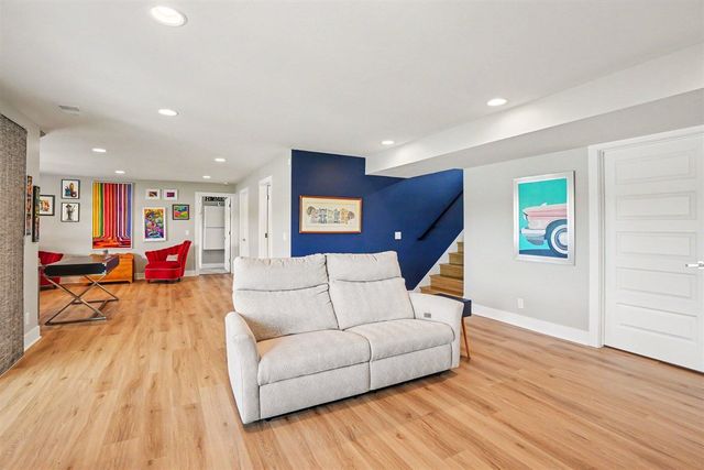 9351 Shoreway Drive, West Olive, MI 49460