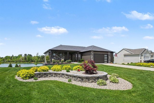 9351 Shoreway Drive, West Olive, MI 49460