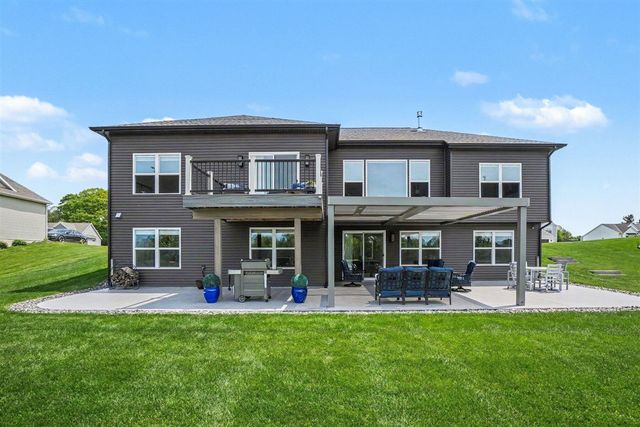 9351 Shoreway Drive, West Olive, MI 49460