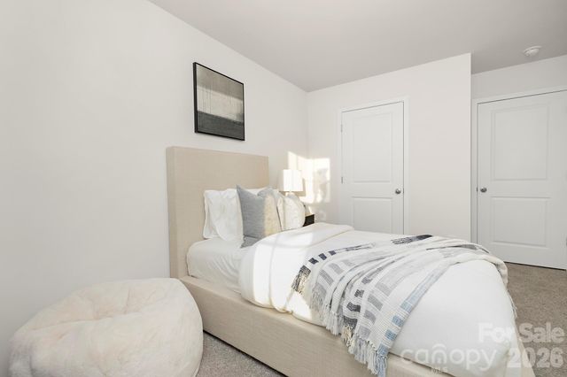 117 Lauren Lane, Hendersonville, NC 28792