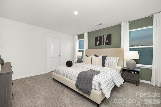 117 Lauren Lane, Hendersonville, NC 28792